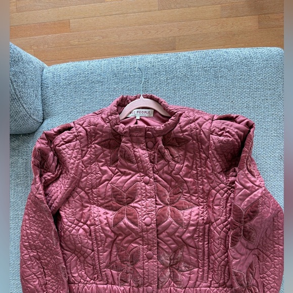 Free People Quilted Floral Jacket – Red – Size Medium
Brand new - Picture 14 of 16